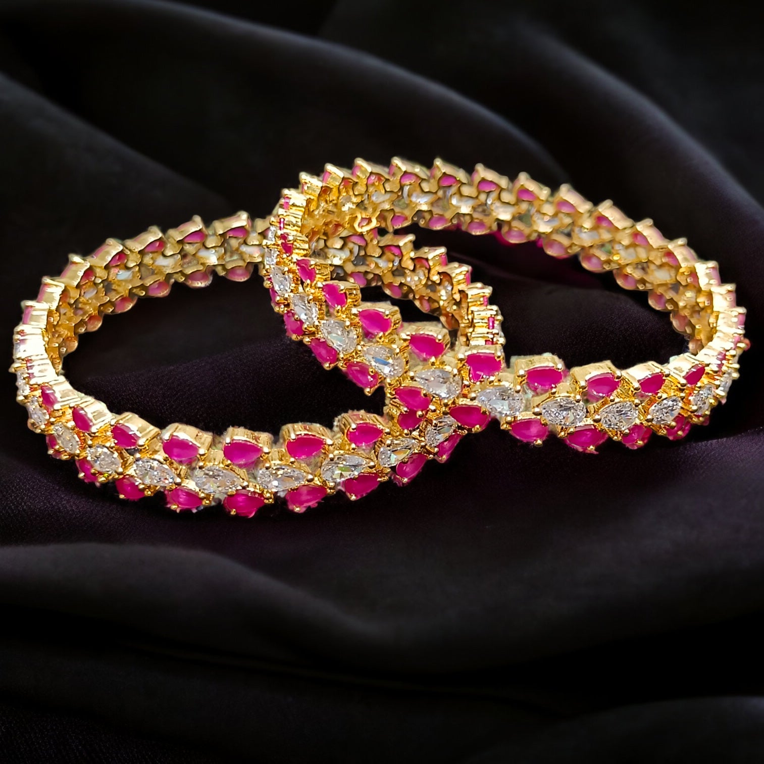 FW Luxury Gold Plated Ruby Stone Bangles