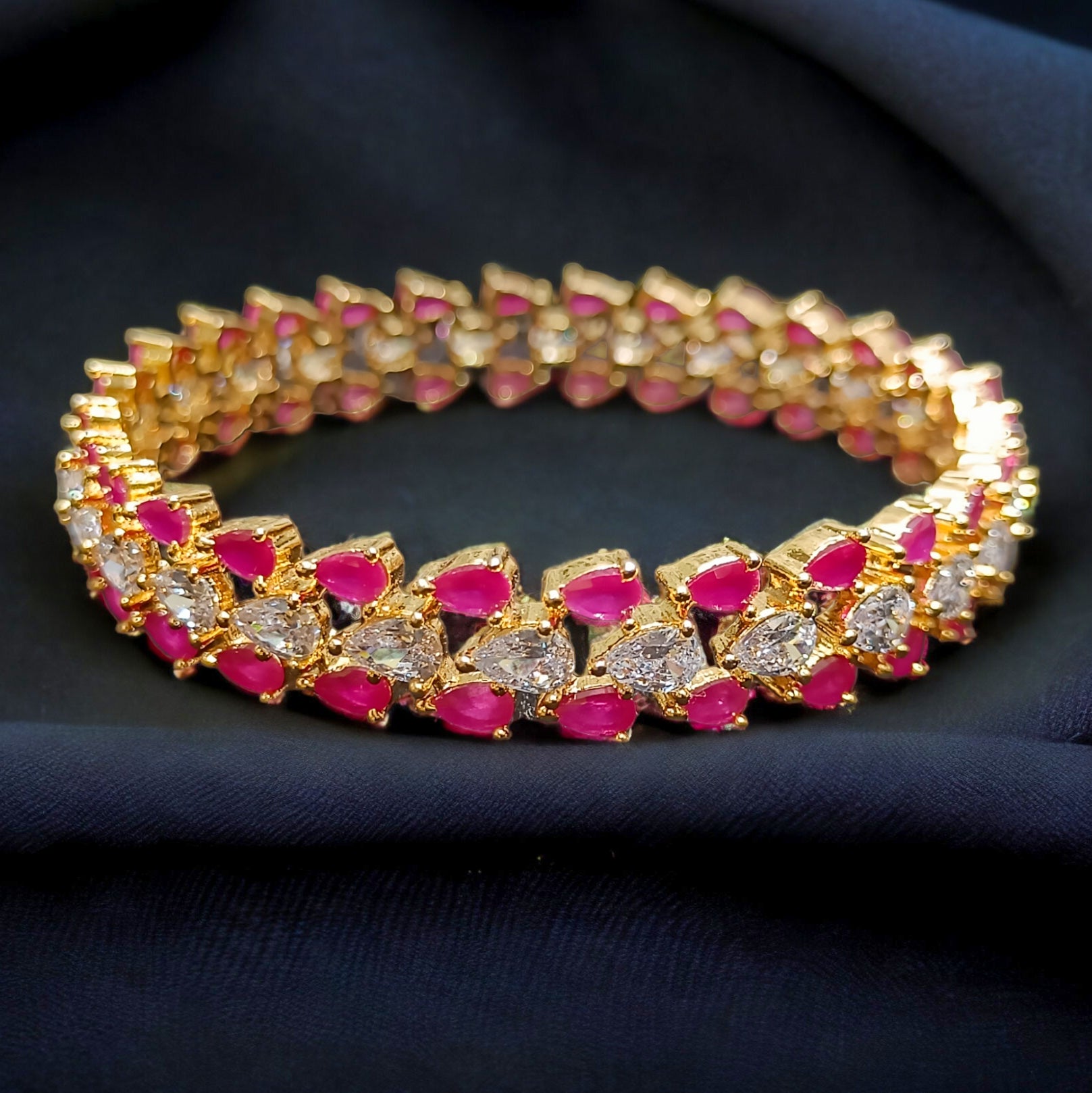 FW Luxury Gold Plated Ruby Stone Bangles