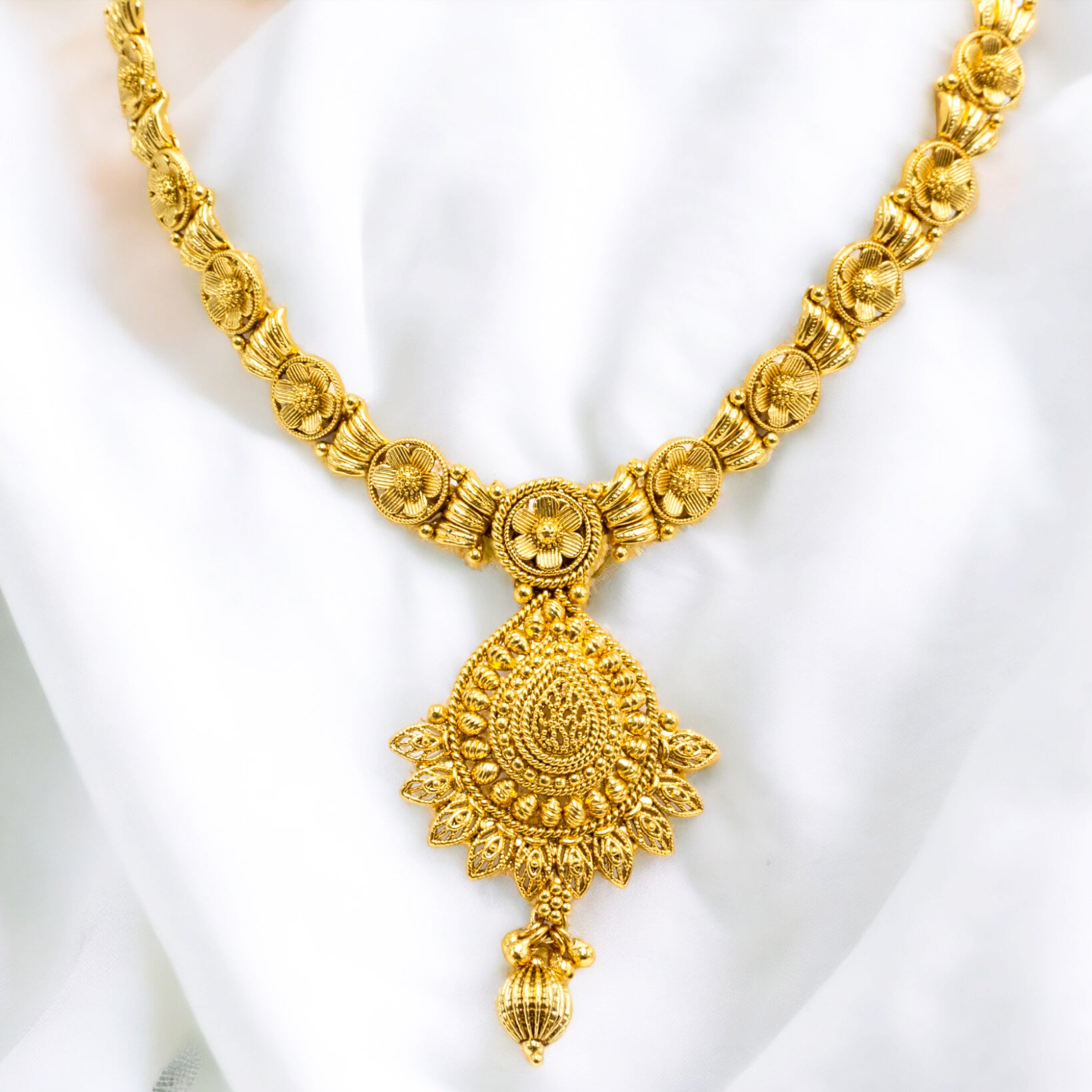 FW Premium Gold Plated Necklace with Earrings