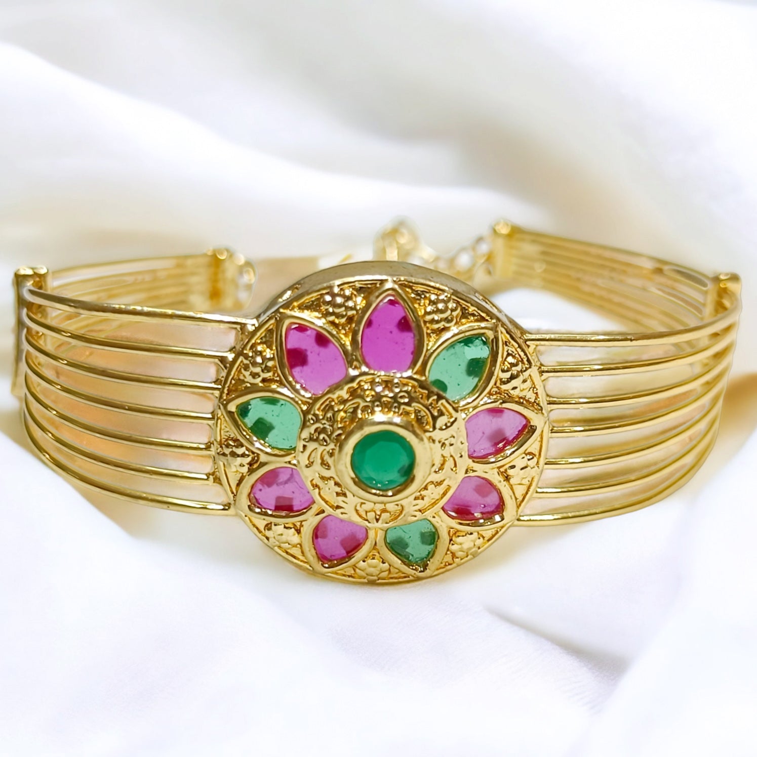 FW Luxury 18k Gold Plated Kada Bracelet