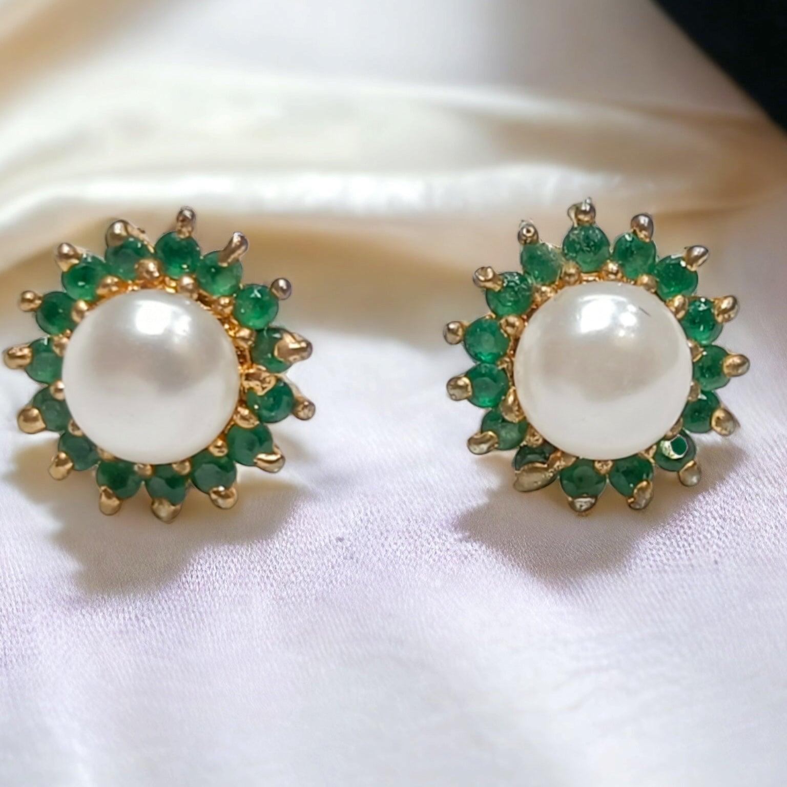 FW Voguish Green Hydro Crystal Pearl Stud