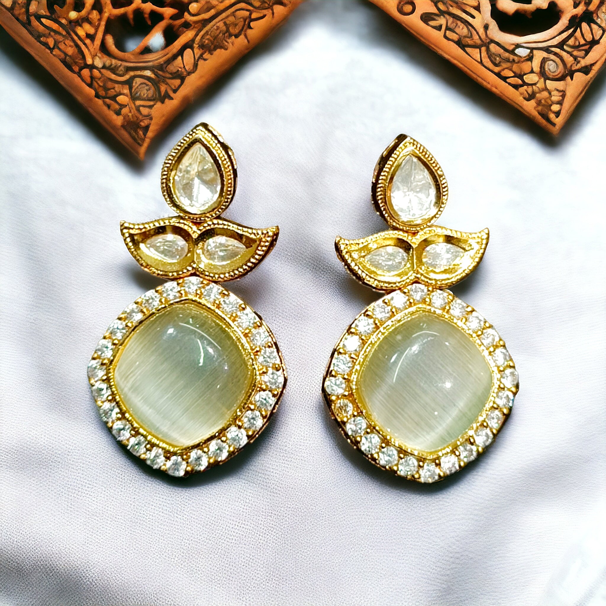 FW Handmade Designed 18k Gold Plated Whitw Kundan CZ Earrings with Premium Kappa Box