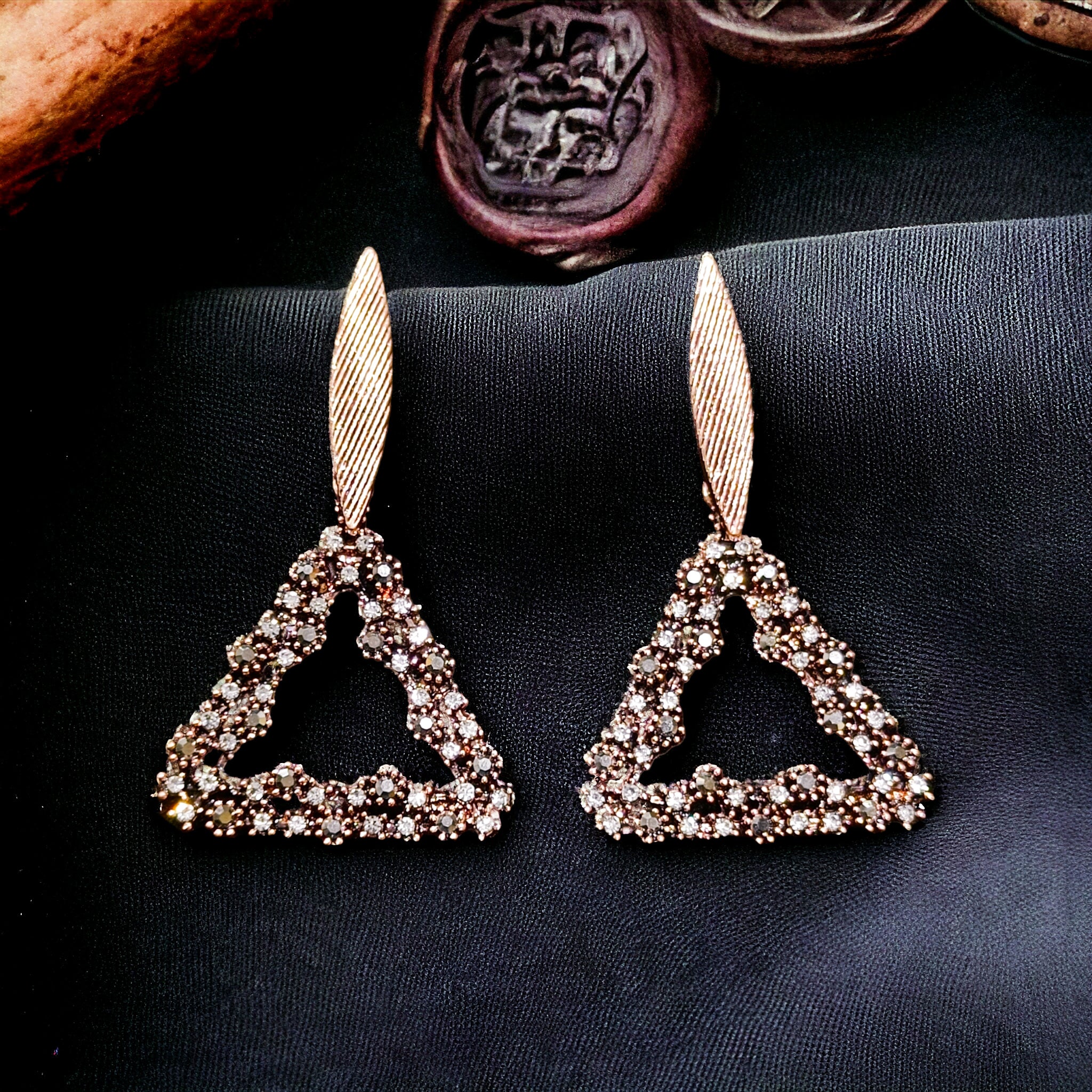 FW Rose Gold Plated Dangling Oxidized Earring