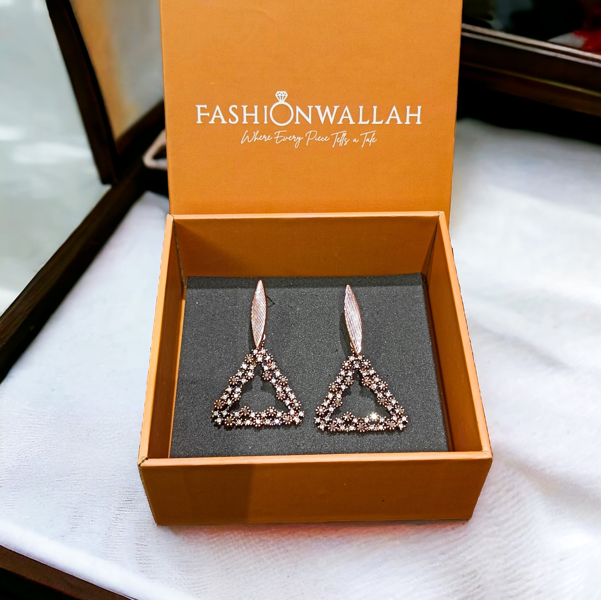 FW Rose Gold Plated Dangling Oxidized Earring