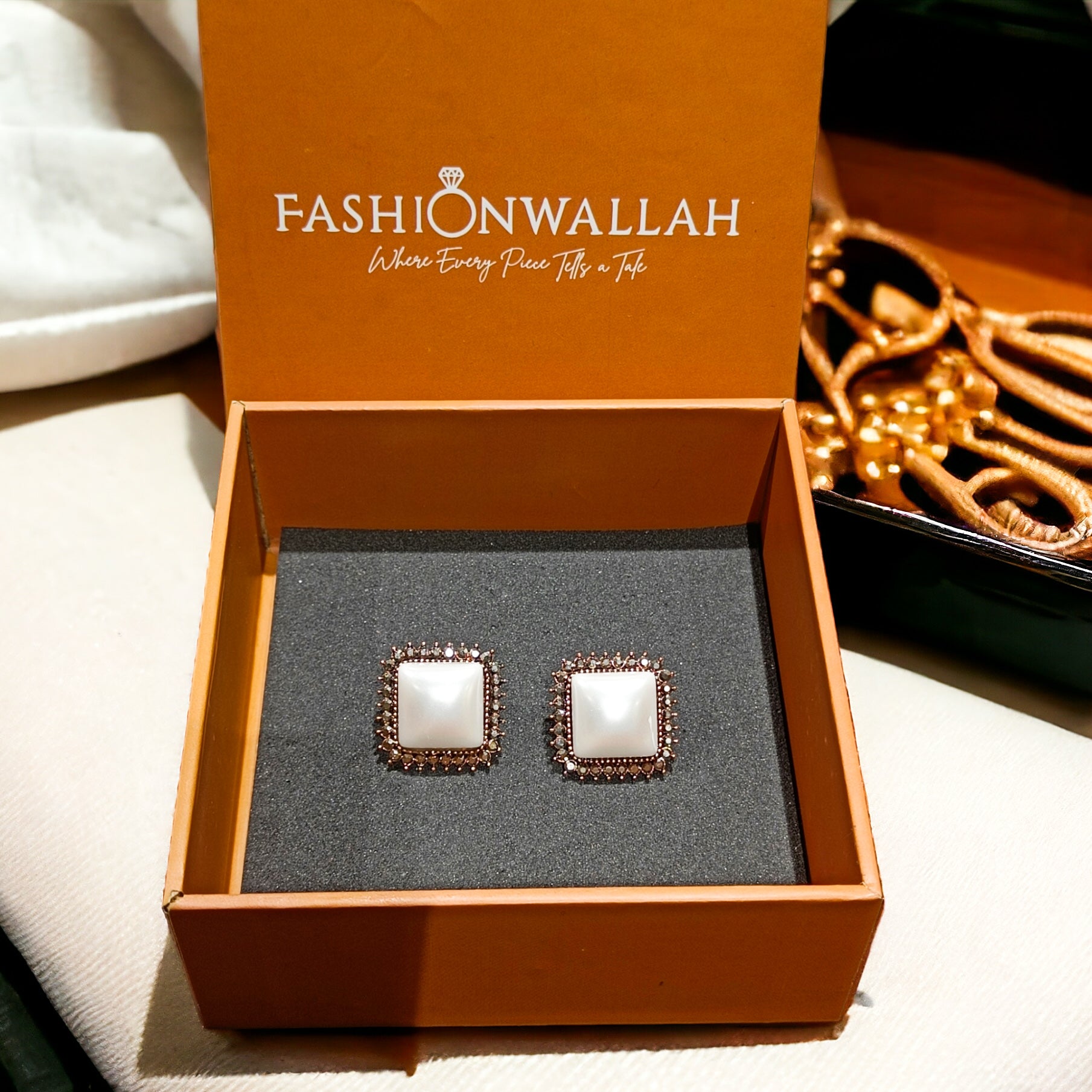 FW White Oxidized Rose Gold Shade Stud Earring