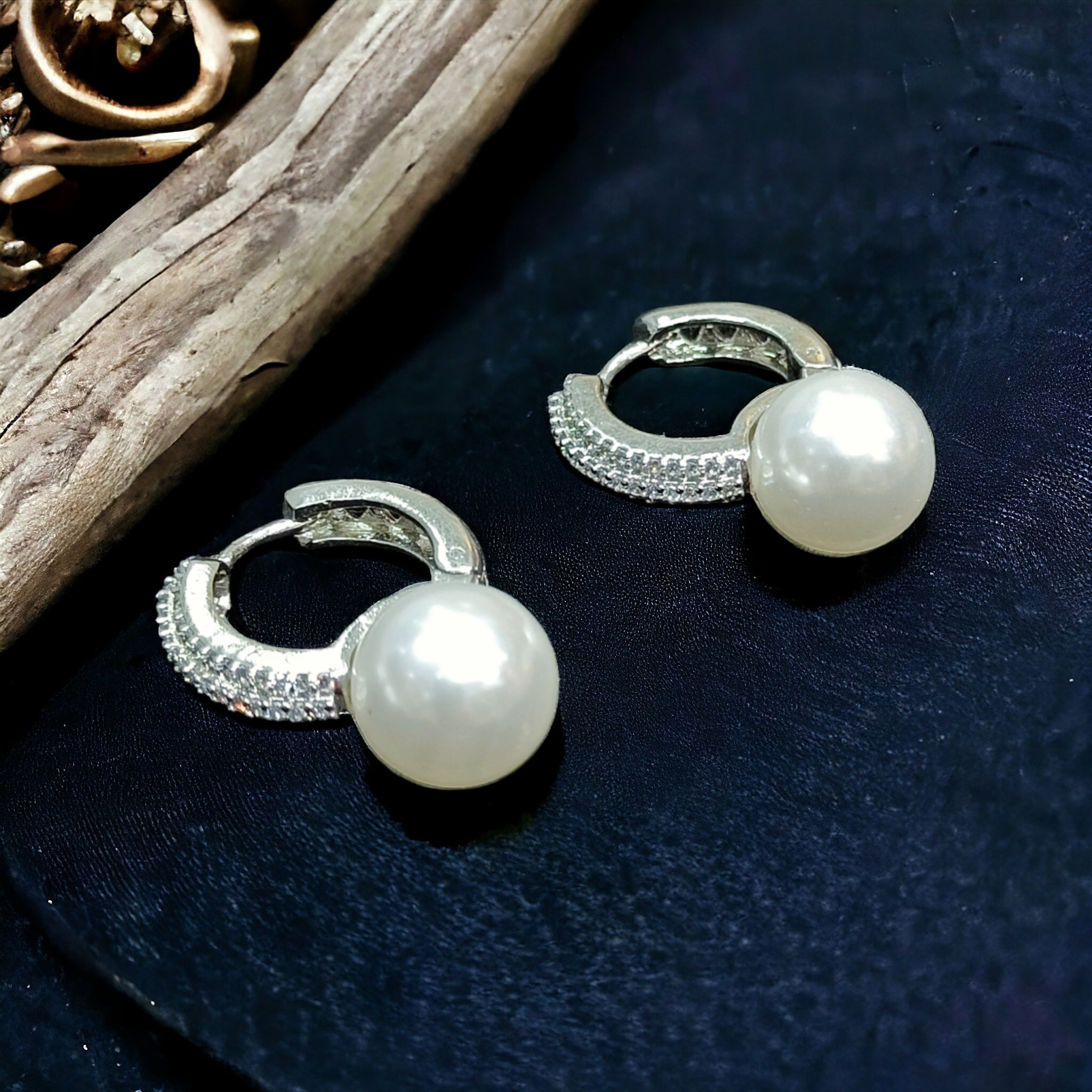 FW Rhodium Plated White Pearl Bali Western Earring