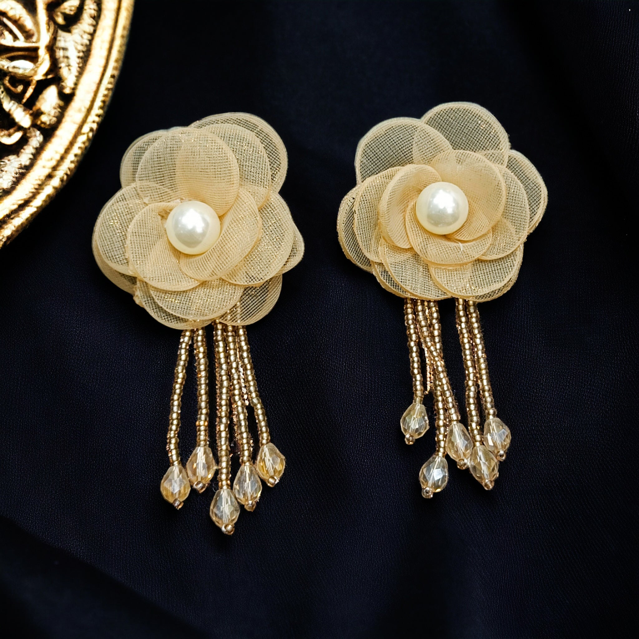 FW Orgenza Flower Western Dangling Earring With White Pearl