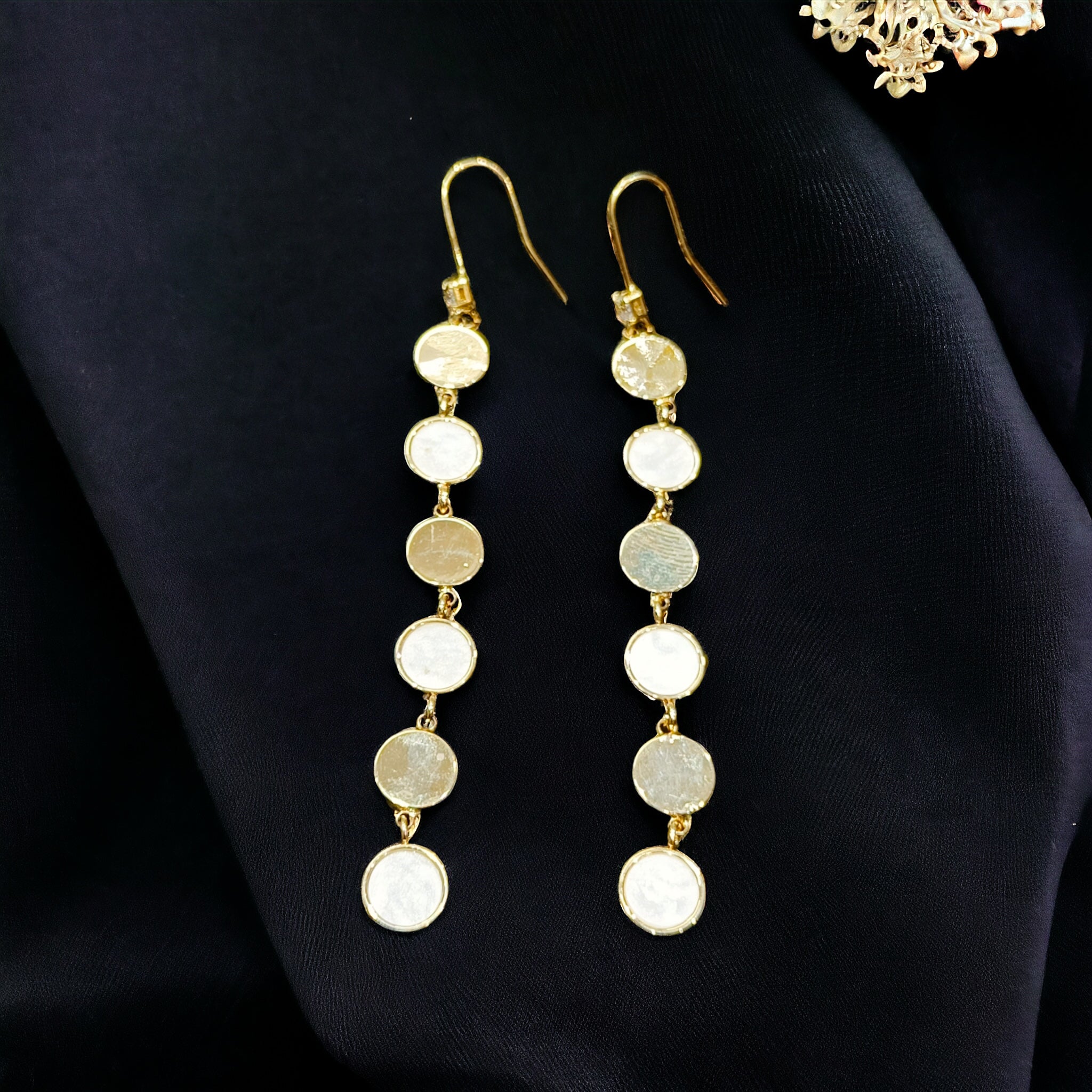 Voguish Gold Plated Dangling Earring