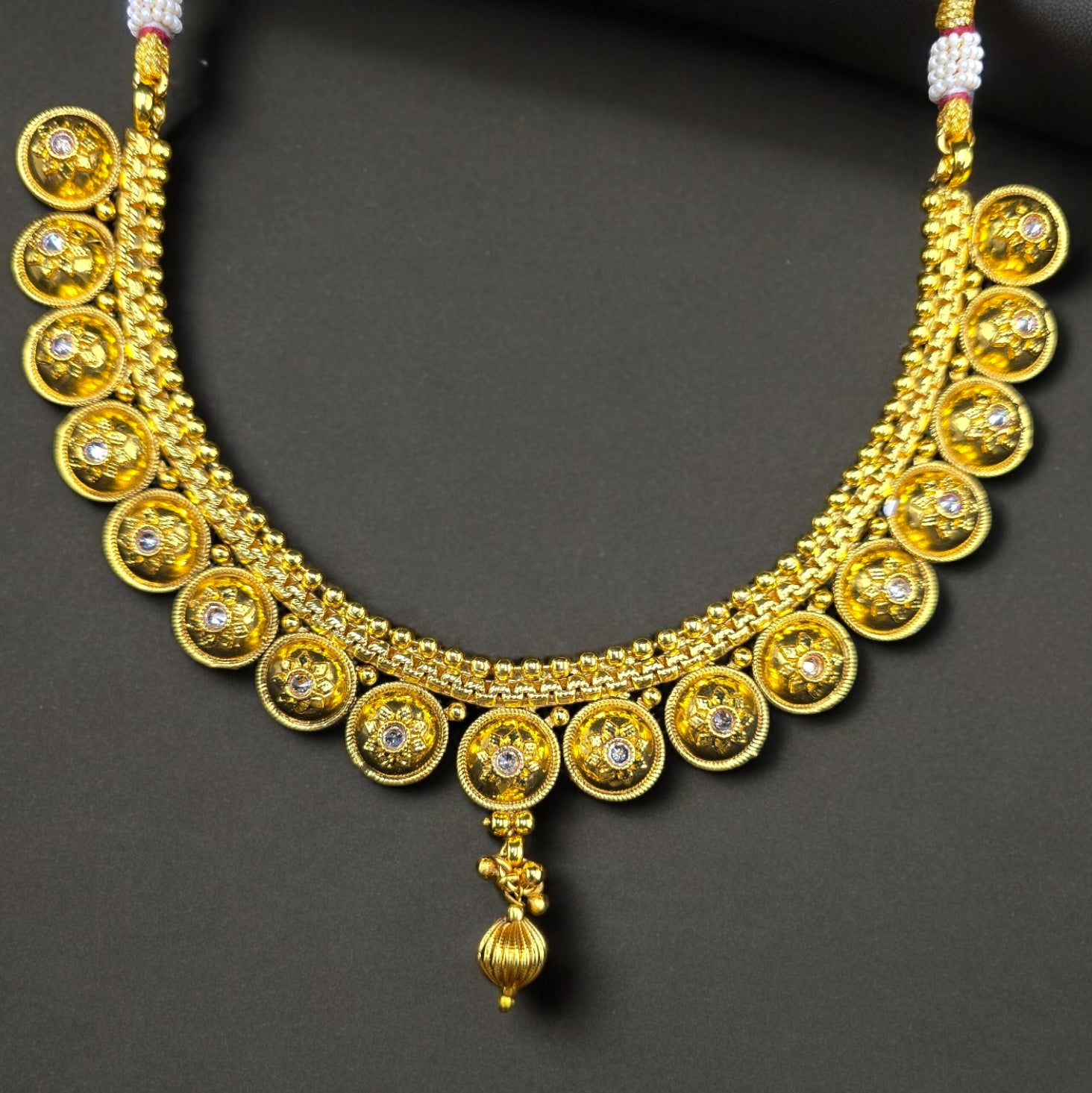 Gold plated voguish Necklace with Earrings