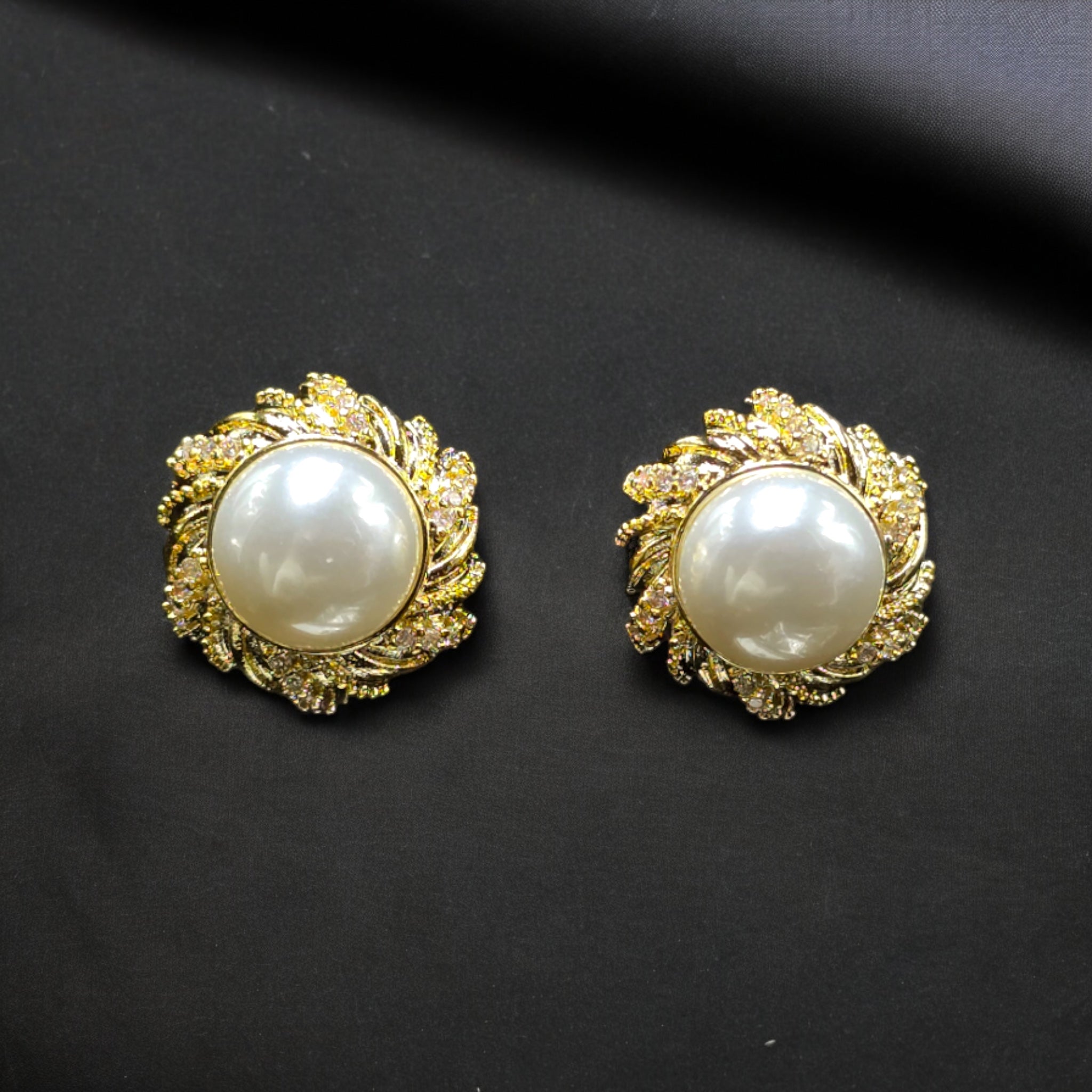 FW Gold Plated Pearl Studs