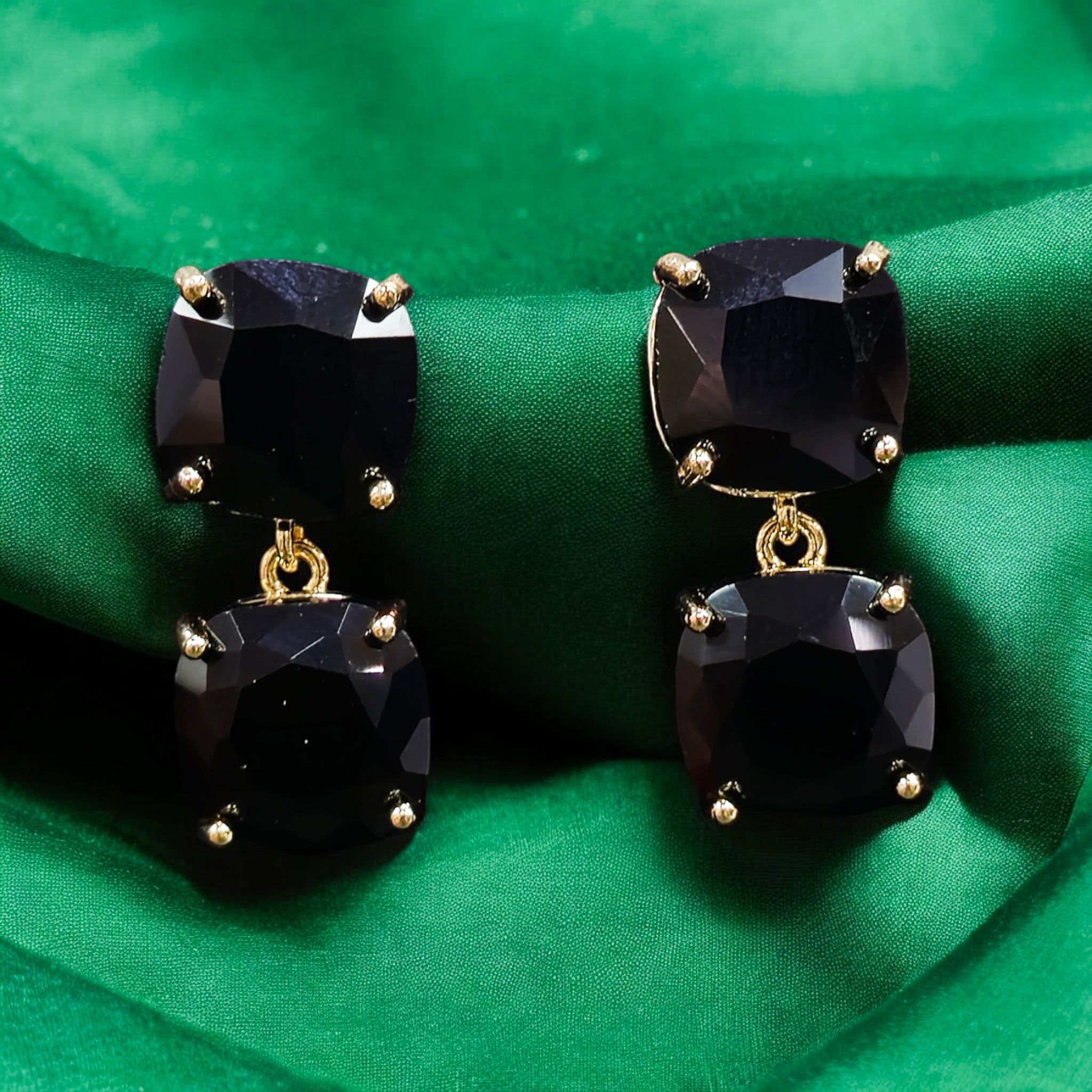 FW Double Layer Black Earring