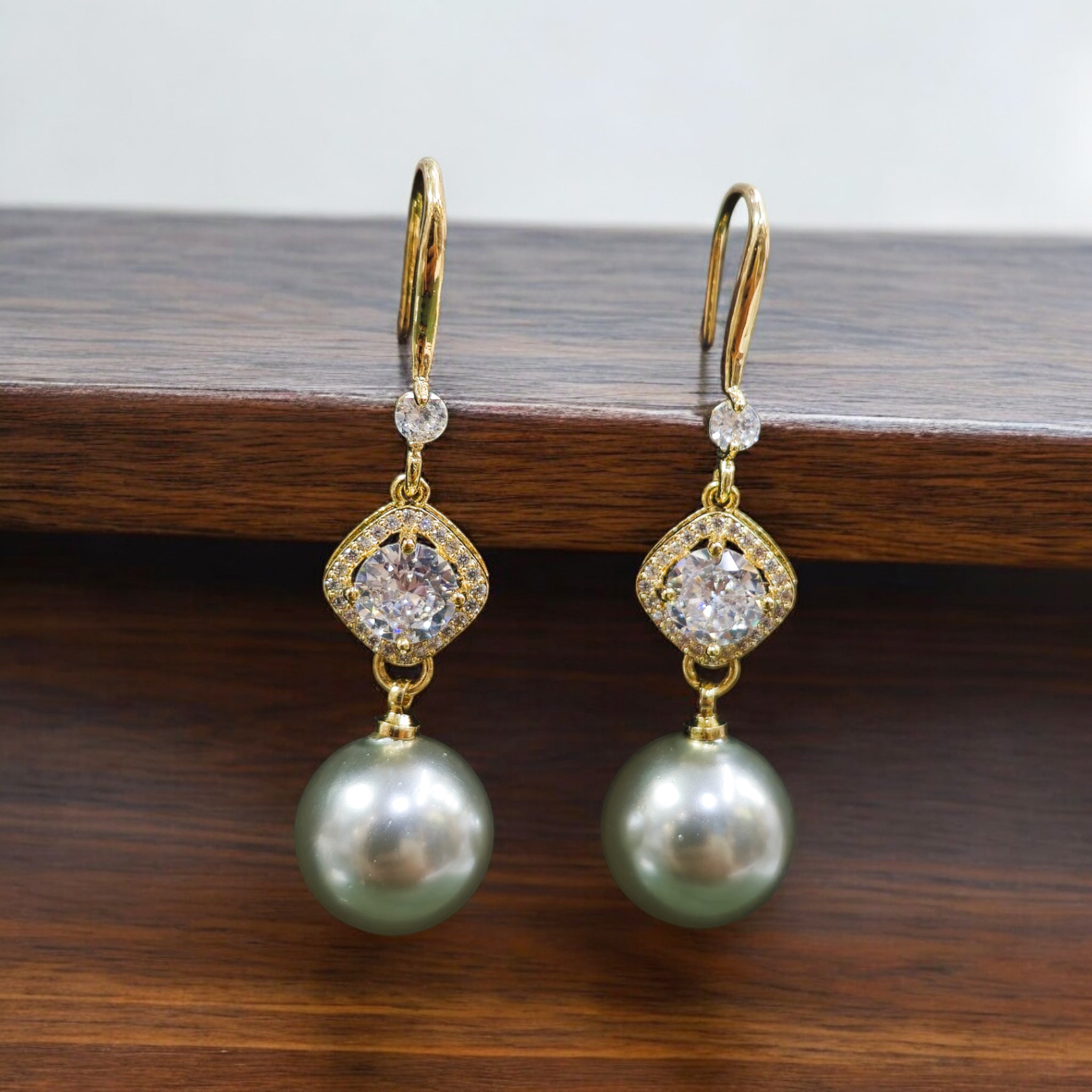 FW Grey Pearl AD Dangling Earrings