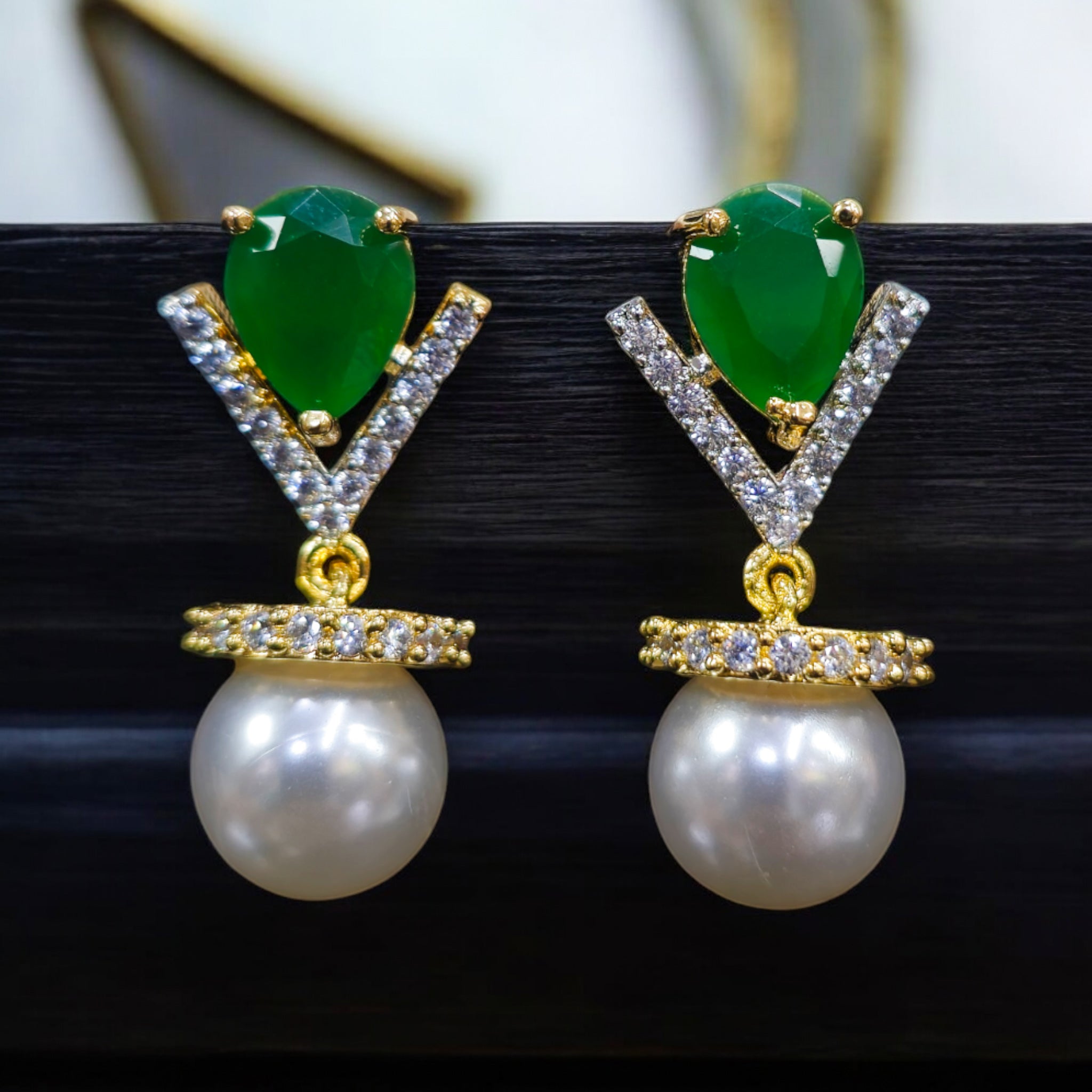 FW Green Pearl Mangalsutra with Earrings