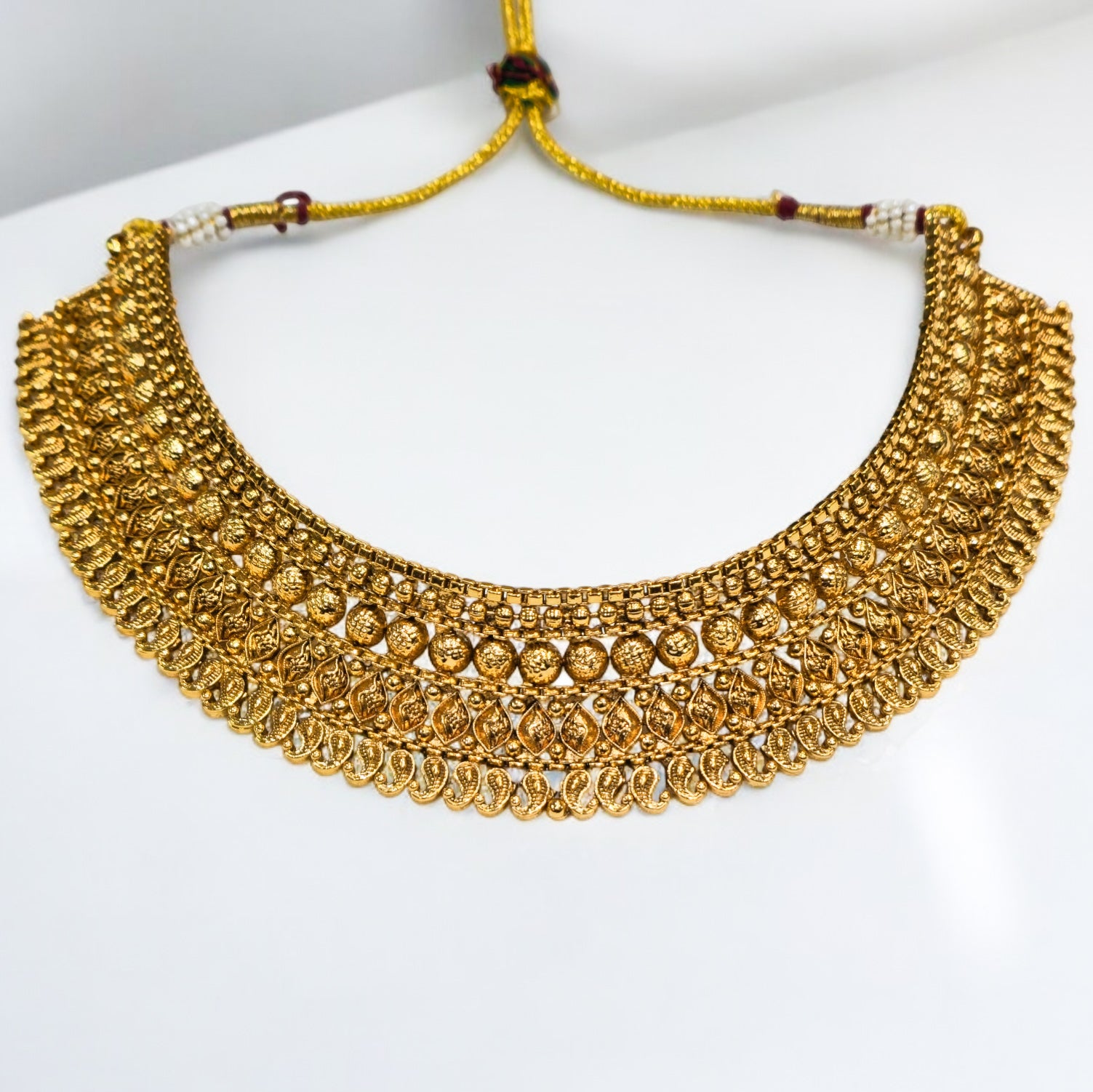 FW Gold Plated Antique Necklace with Earrings & Mangtikka