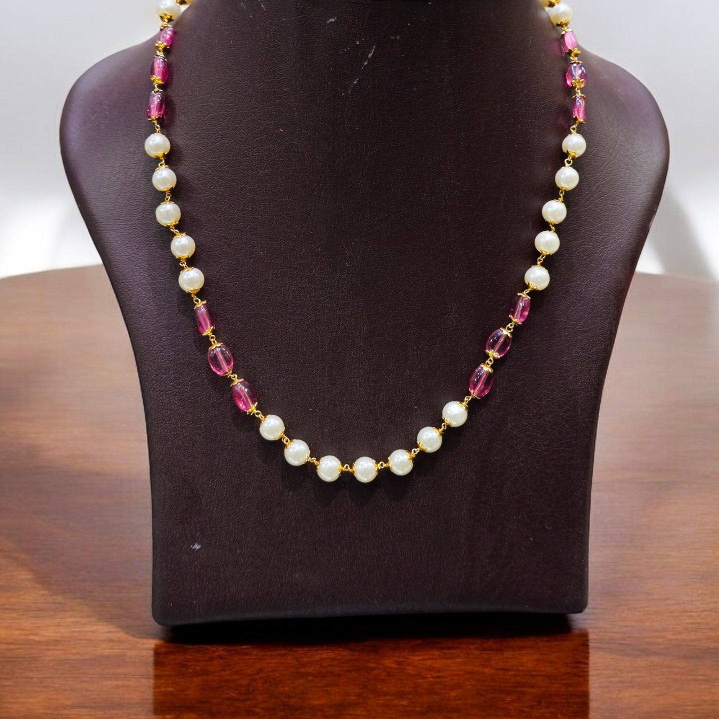 FW Red & white pearl mala