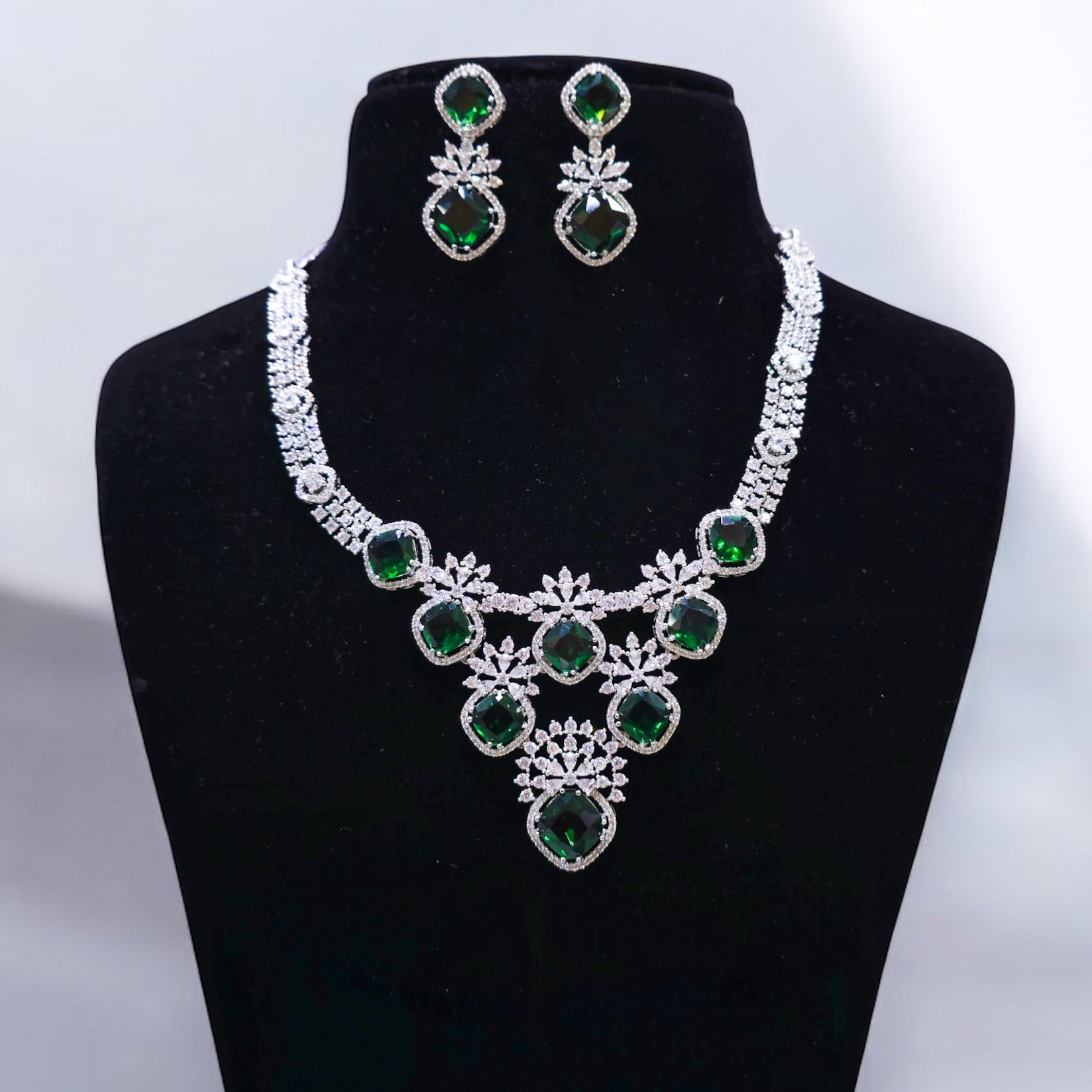 FW Green AD Rhodium Plated Necklace with Earrings