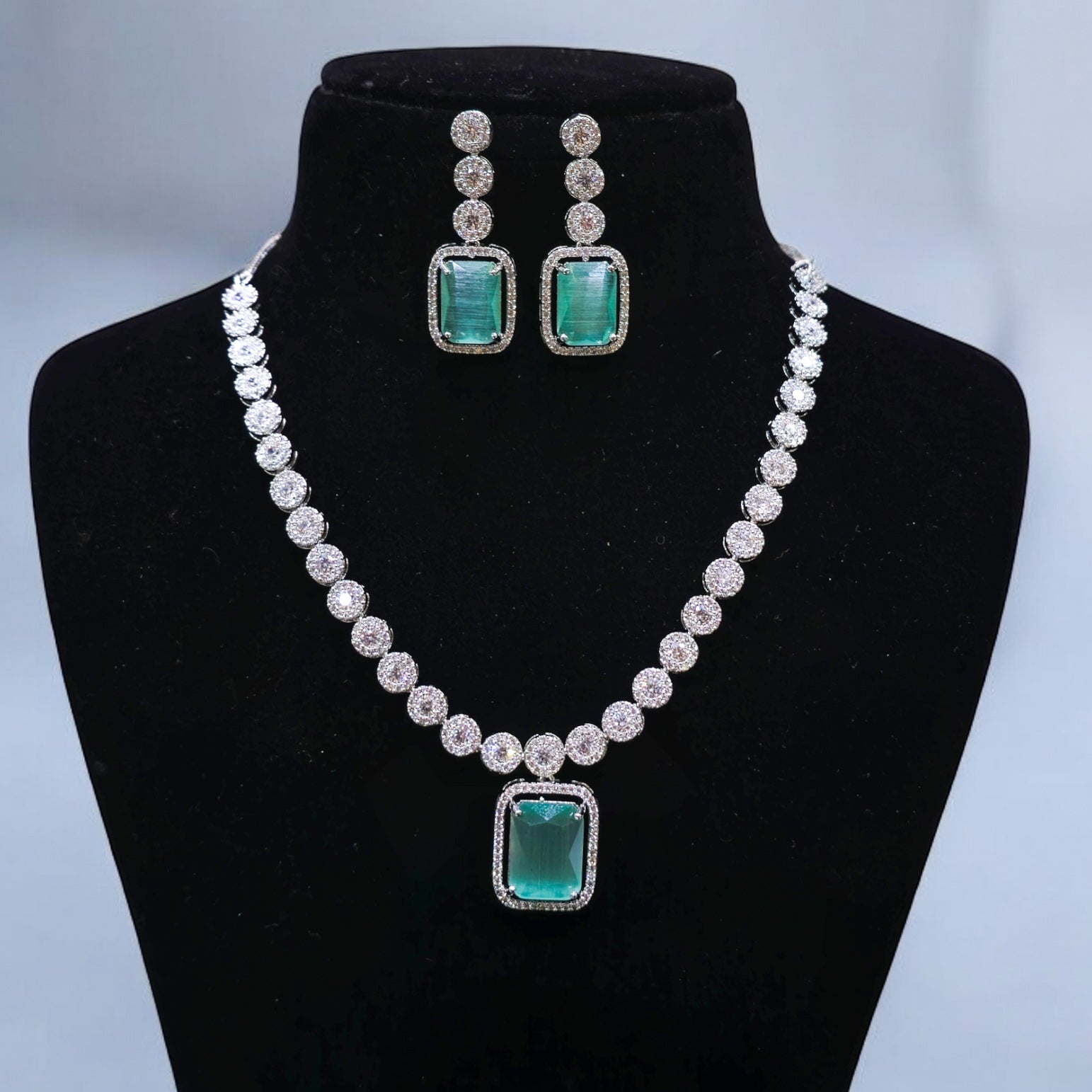 FW CZ Mint Stone Necklace with Earrings