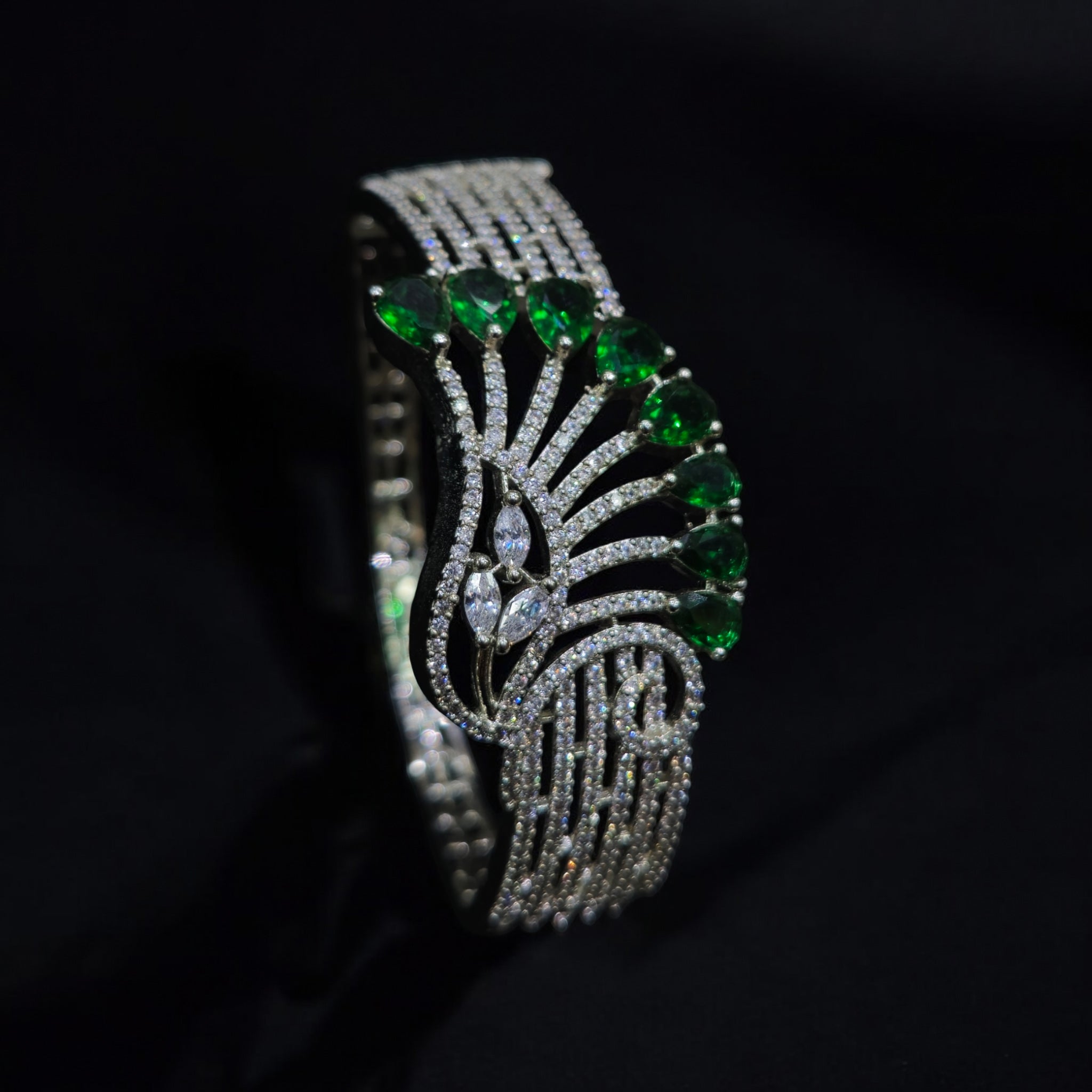 FW Emerald Green Rhodium Plated AD Kada