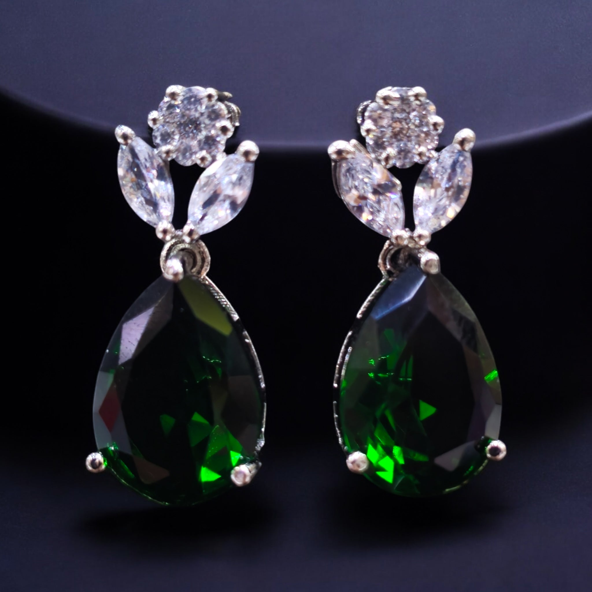 FW Green AD Stone Rhodium Plated Pendant Set