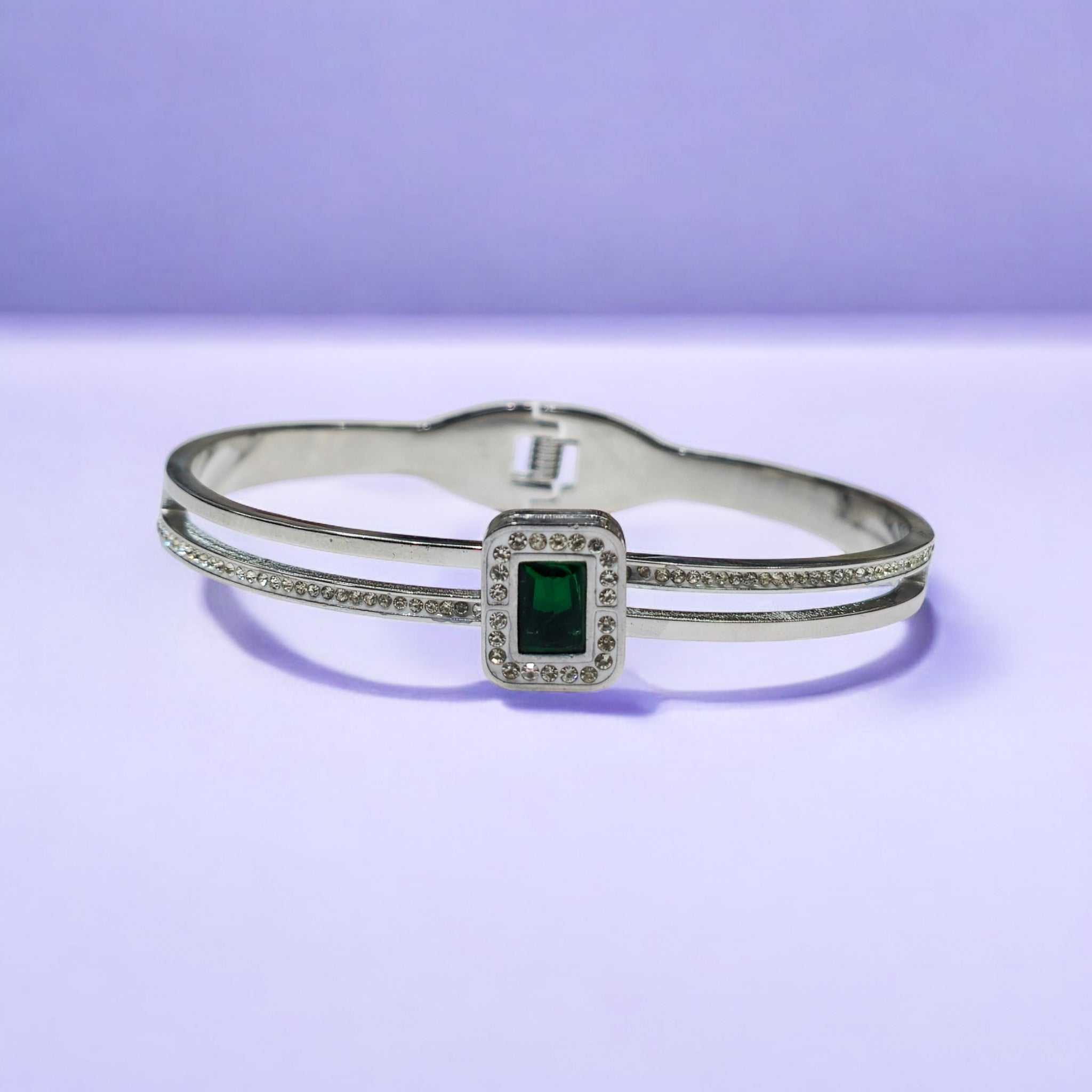 FW Emerald Stone Silver Anti Tarnish Kada