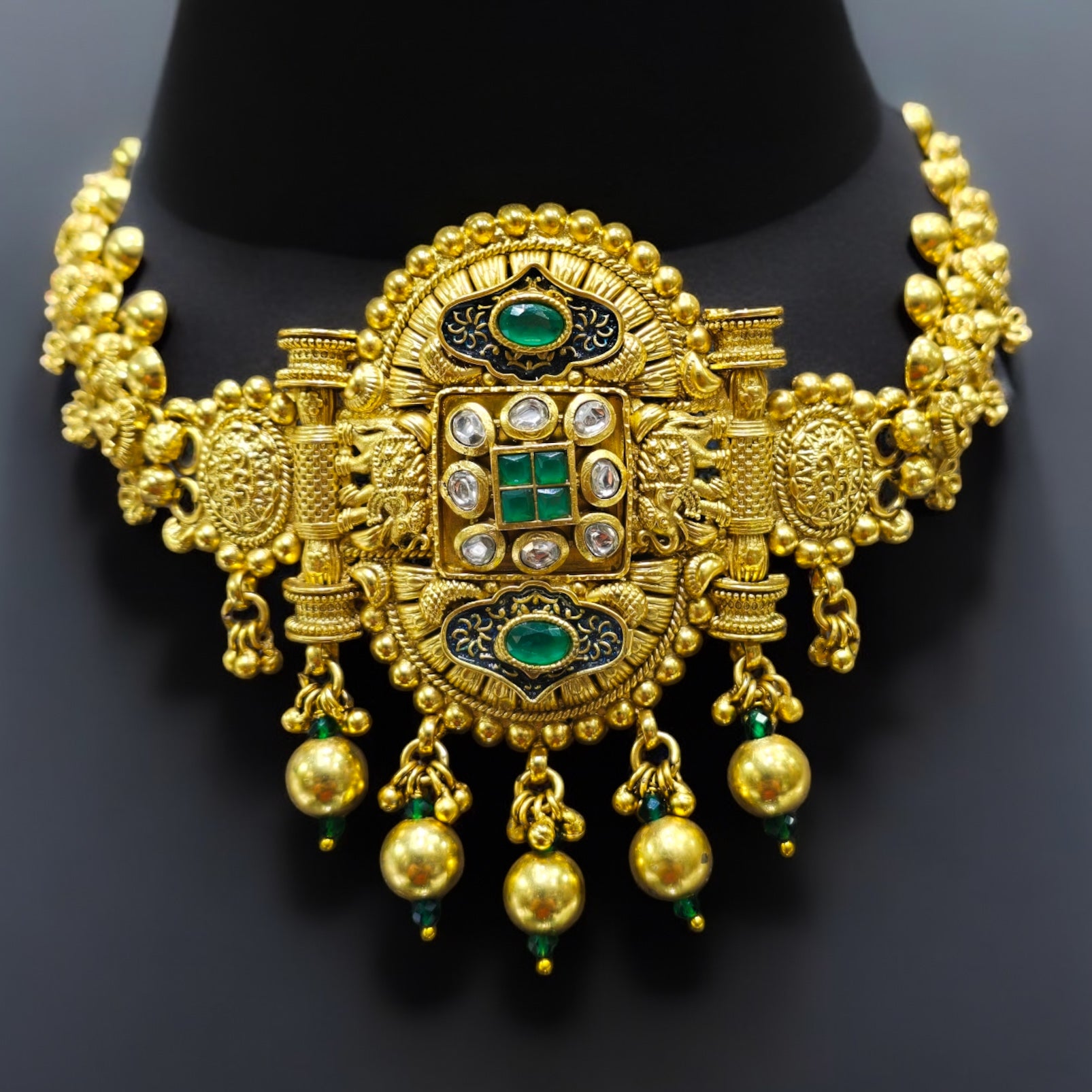 Green Stone Gold Plated Antique Choker Set